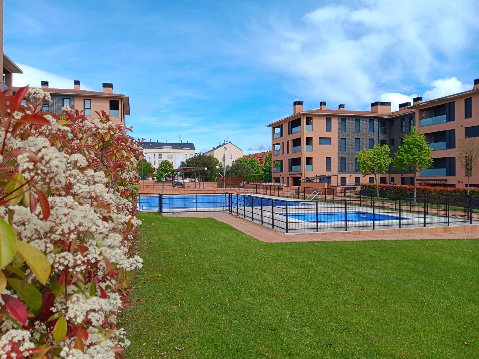 Camino Santiago Etxea Apartment Jaca Exterior photo