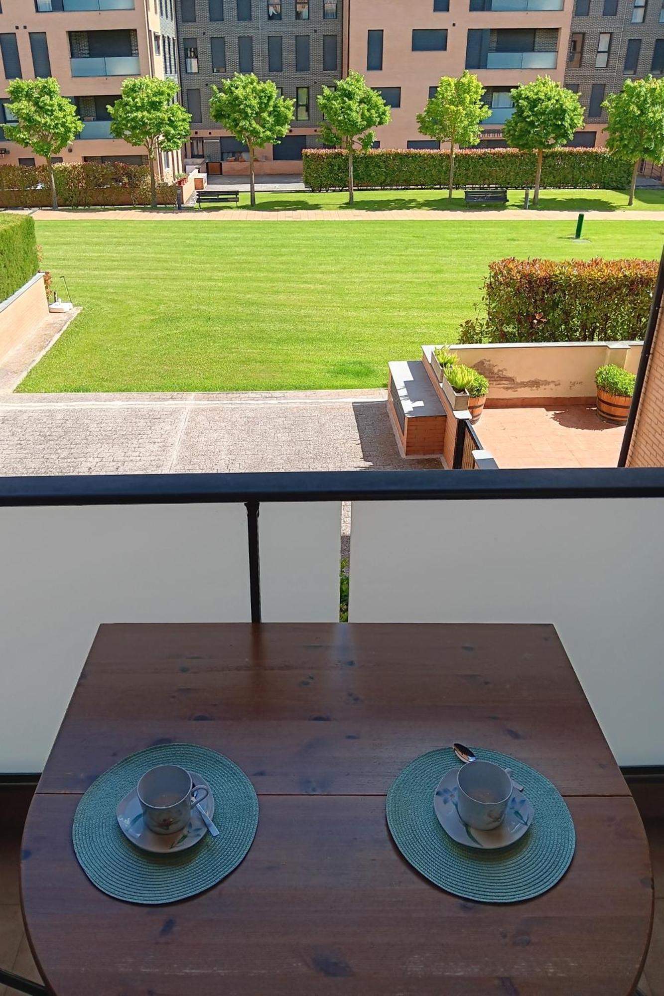 Camino Santiago Etxea Apartment Jaca Exterior photo